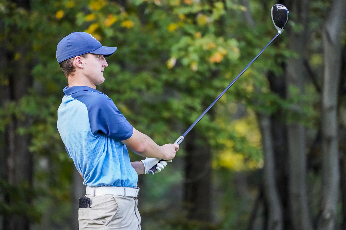 Lions Golf Places Ninth in La Roche Invitational