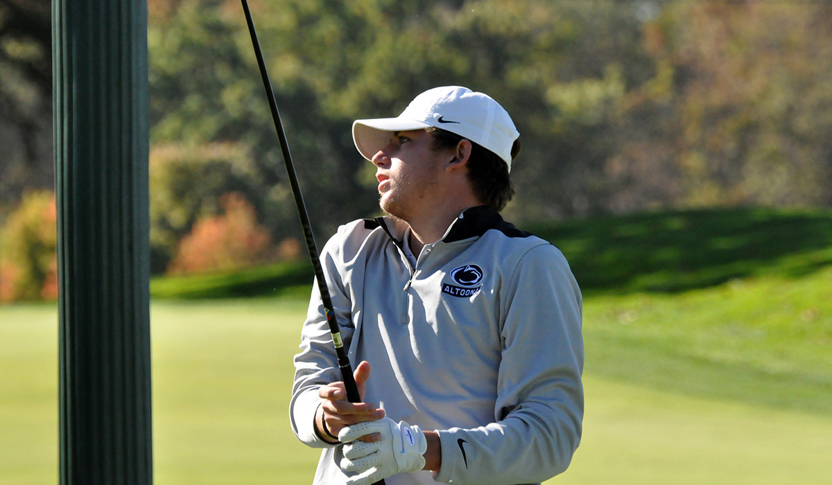 Men&rsquo;s Golf Places Third at The Ruckus