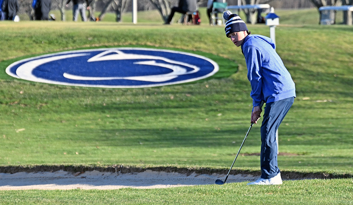 Men's Golf Starts PA Classic in Third Place