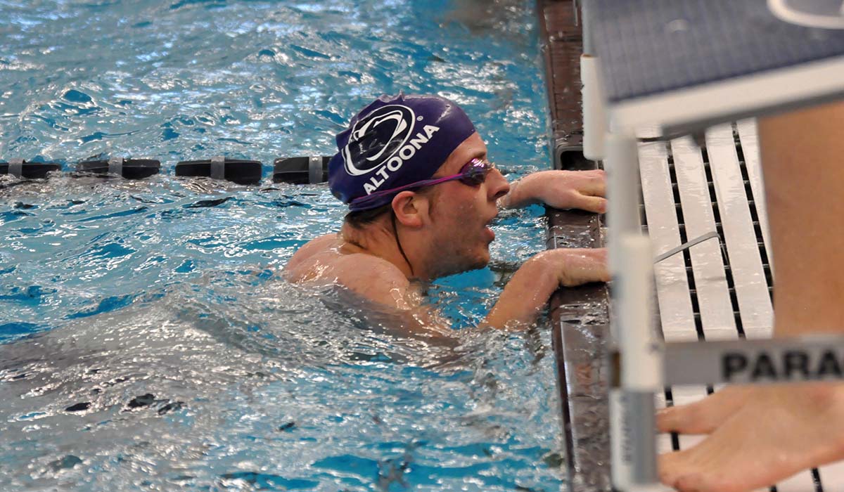 Men&rsquo;s Swimming Finishes in Third at AMCC Championships