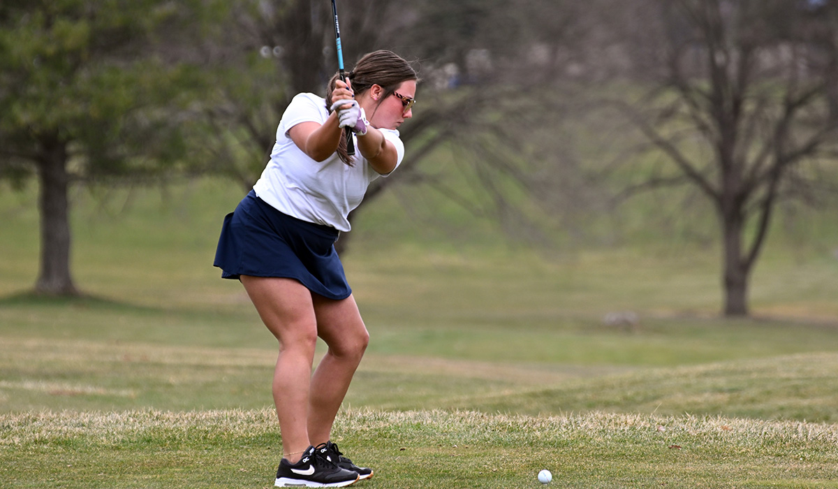 Mounties Edge Lions in AMCC Women&rsquo;s Invitational