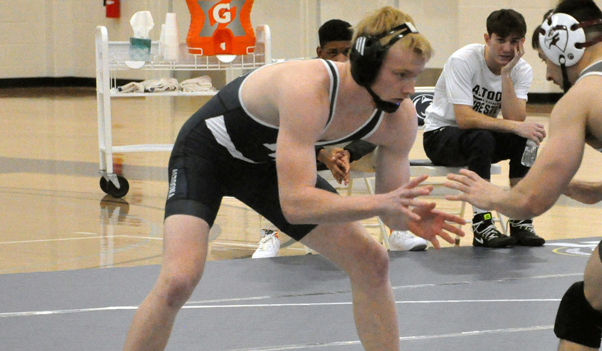 Men&rsquo;s Wrestling Opens Schedule at ESU Open